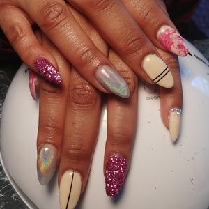 Nail set with Chrome